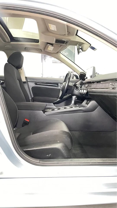 2022 Honda Civic 11th Gen - Image 13 of 17