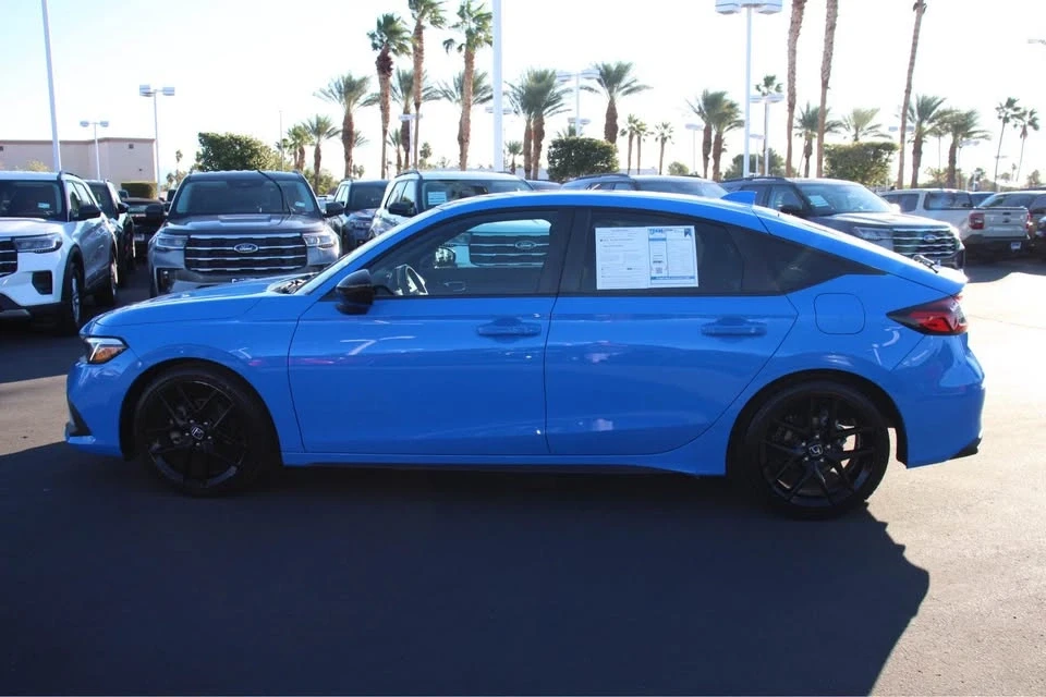 2022 Honda Civic 11th Gen - Image 9 of 10