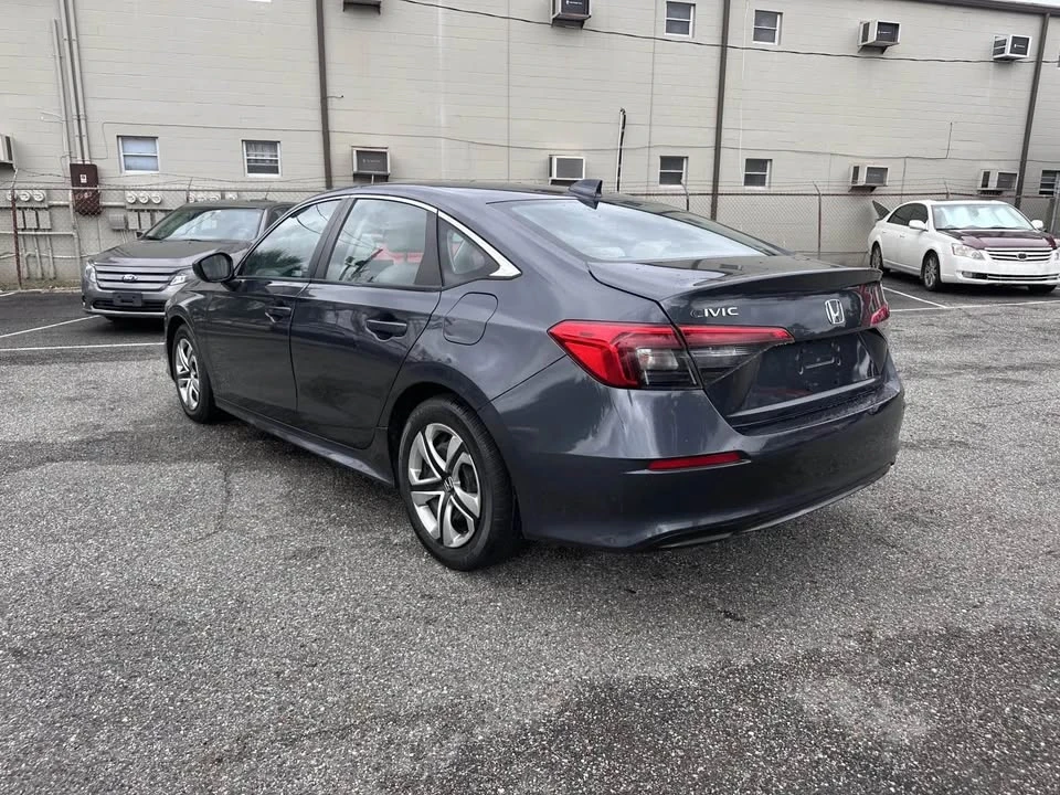 2022 Honda Civic 11th Gen - Image 8 of 18
