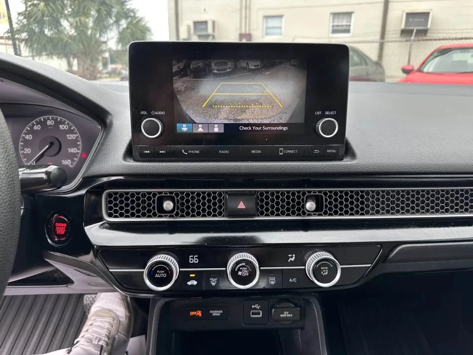 2022 Honda Civic 11th Gen - Image 12 of 18