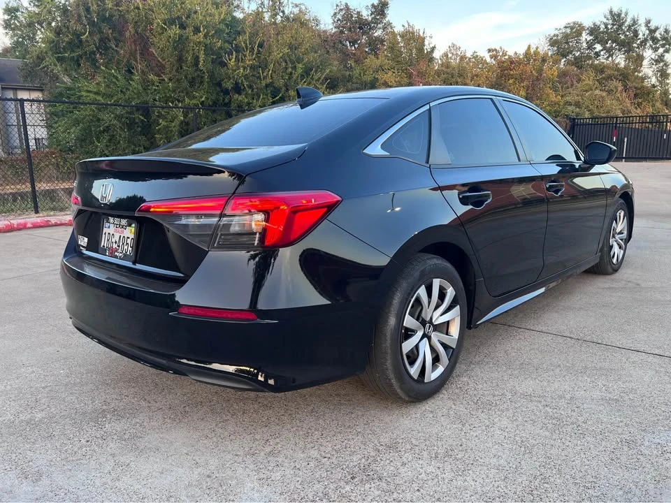 2022 Honda Civic 11th Gen - Image 8 of 11