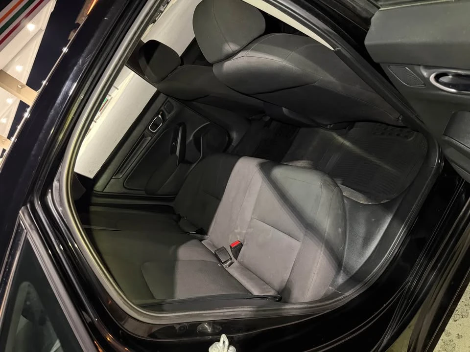 2022 Honda Civic 11th Gen - Image 11 of 14