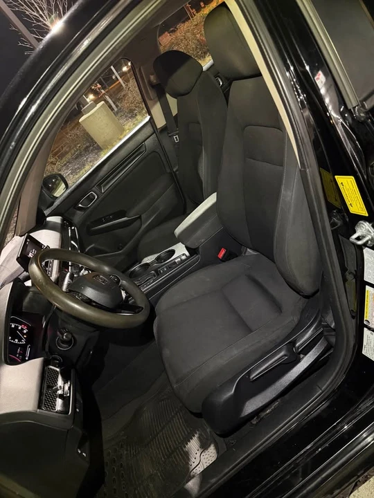 2022 Honda Civic 11th Gen - Image 10 of 14
