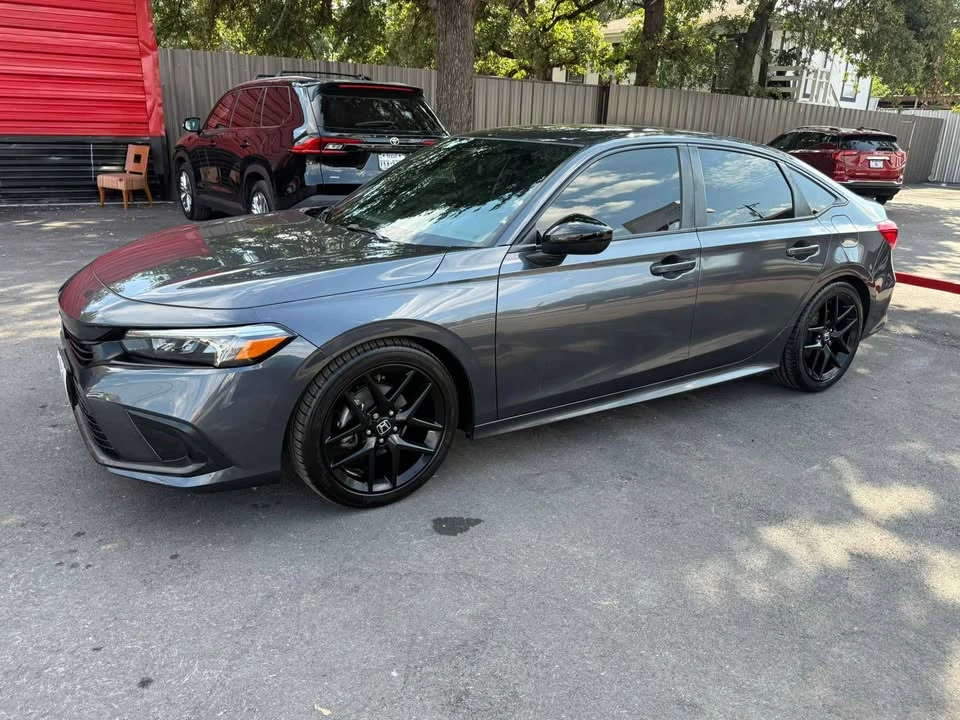 2022 Honda Civic 11th Gen - Image 2 of 6