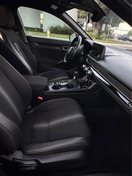 2022 Honda Civic 11th Gen - Image 8 of 16