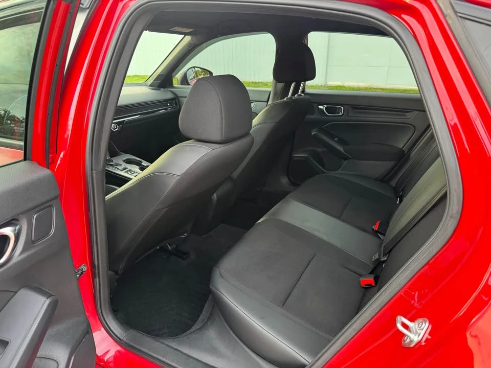 2022 Honda Civic 11th Gen - Image 9 of 13