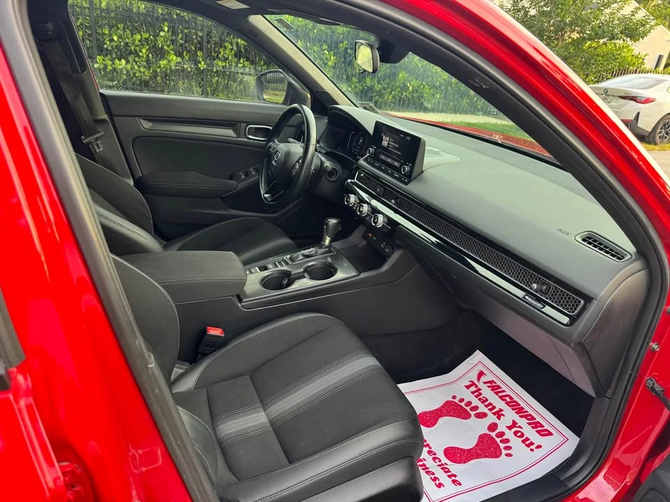 2022 Honda Civic 11th Gen - Image 10 of 13