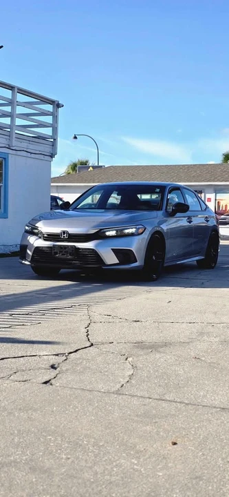 2022 Honda Civic 11th Gen - Image 2 of 10