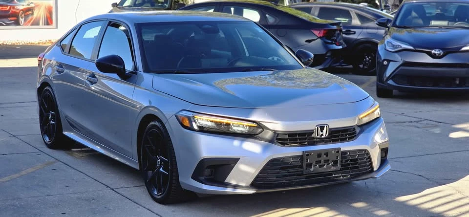 2022 Honda Civic 11th Gen - Image 3 of 10
