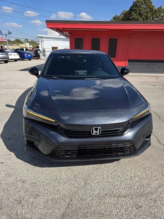2022 Honda Civic 11th Gen - Image 2 of 13