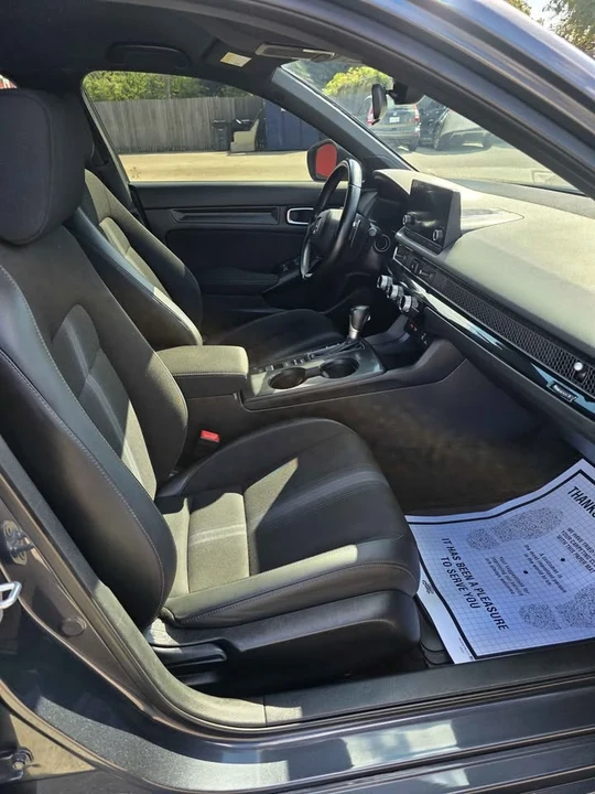2022 Honda Civic 11th Gen - Image 9 of 13