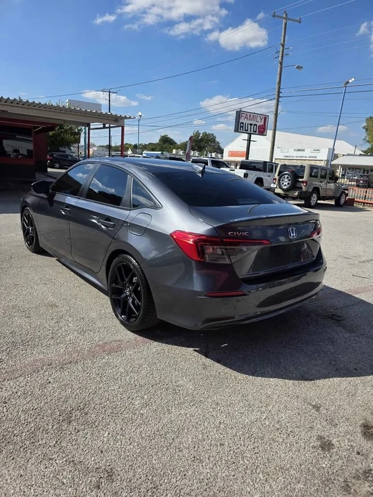 2022 Honda Civic 11th Gen - Image 5 of 13