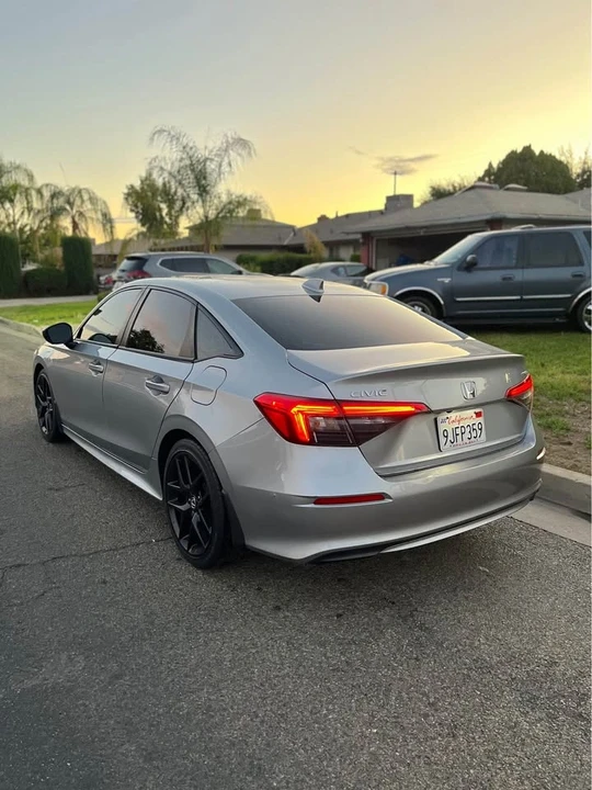 2022 Honda Civic 11th Gen - Image 3 of 8