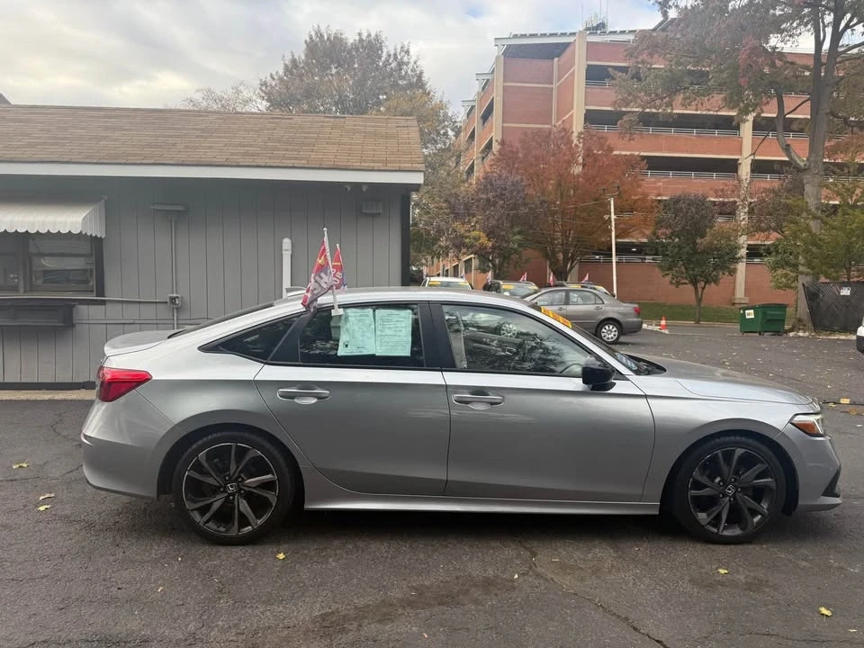 2022 Honda Civic 11th Gen - Image 9 of 12