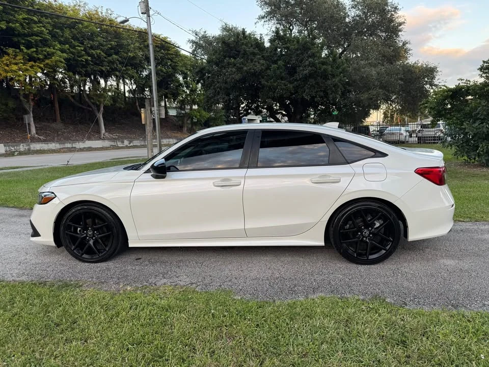 2022 Honda Civic 11th Gen - Image 6 of 13