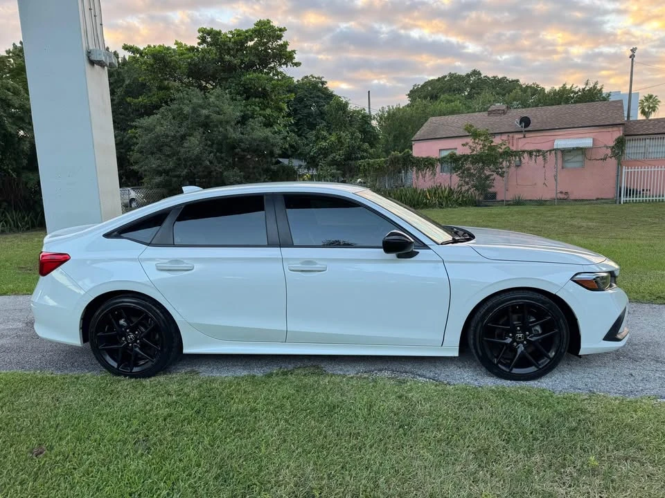 2022 Honda Civic 11th Gen - Image 3 of 13