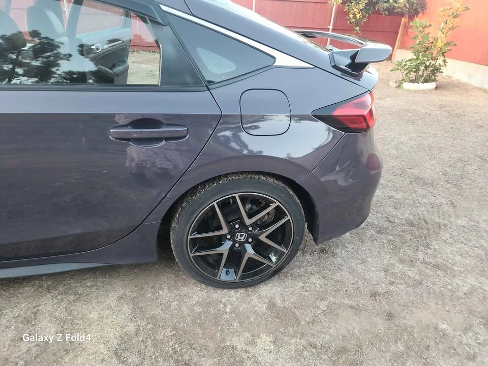 2022 Honda Civic 11th Gen - Image 8 of 18