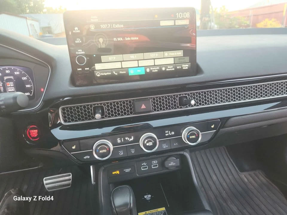 2022 Honda Civic 11th Gen - Image 14 of 18