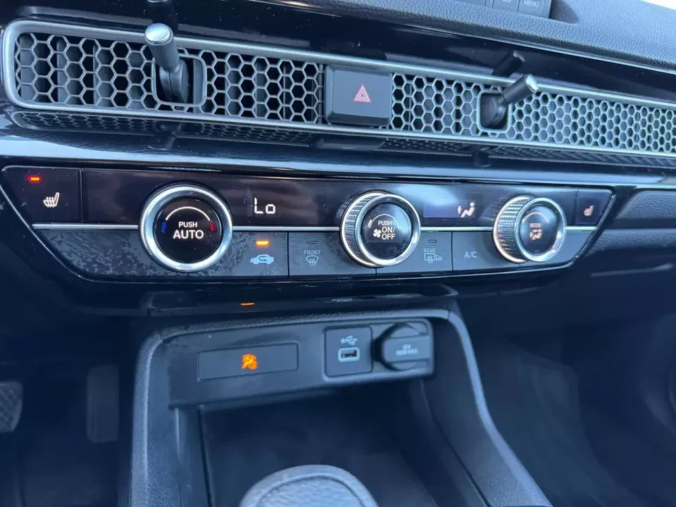 2022 Honda Civic 11th Gen - Image 14 of 18