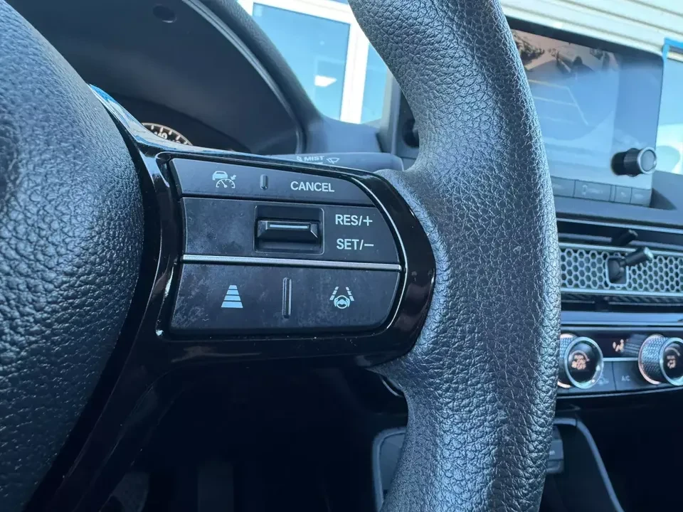 2022 Honda Civic 11th Gen - Image 8 of 18