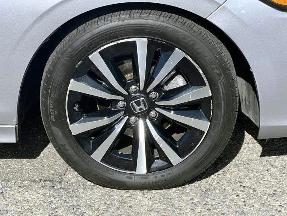 2022 Honda Civic 11th Gen - Image 5 of 10