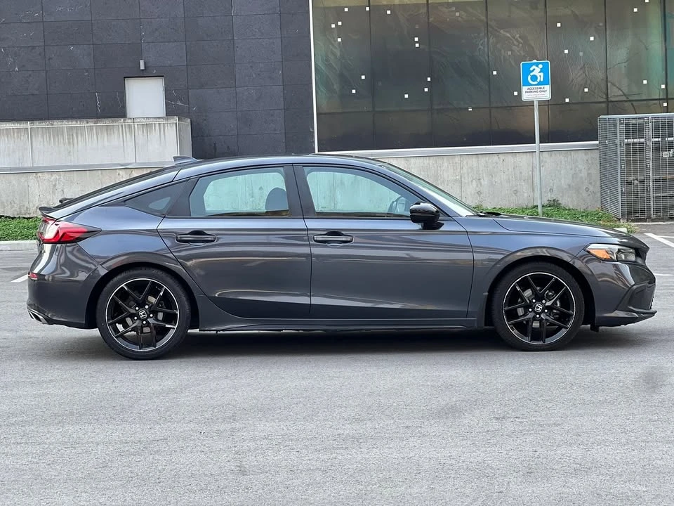 2022 Honda Civic 11th Gen - Image 6 of 10