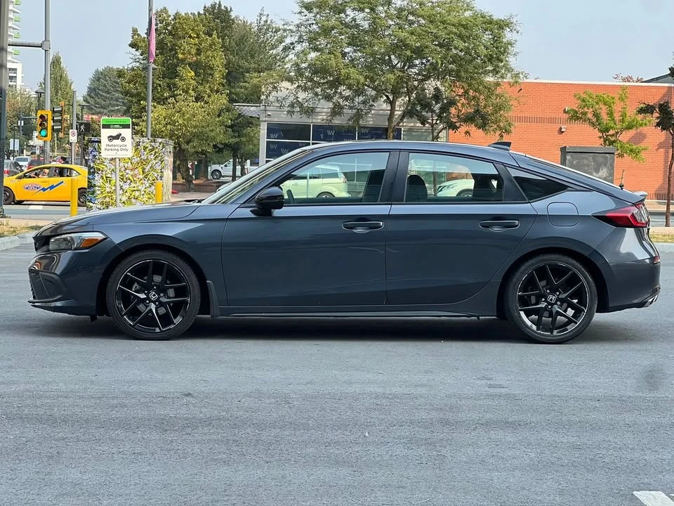 2022 Honda Civic 11th Gen - Image 4 of 10
