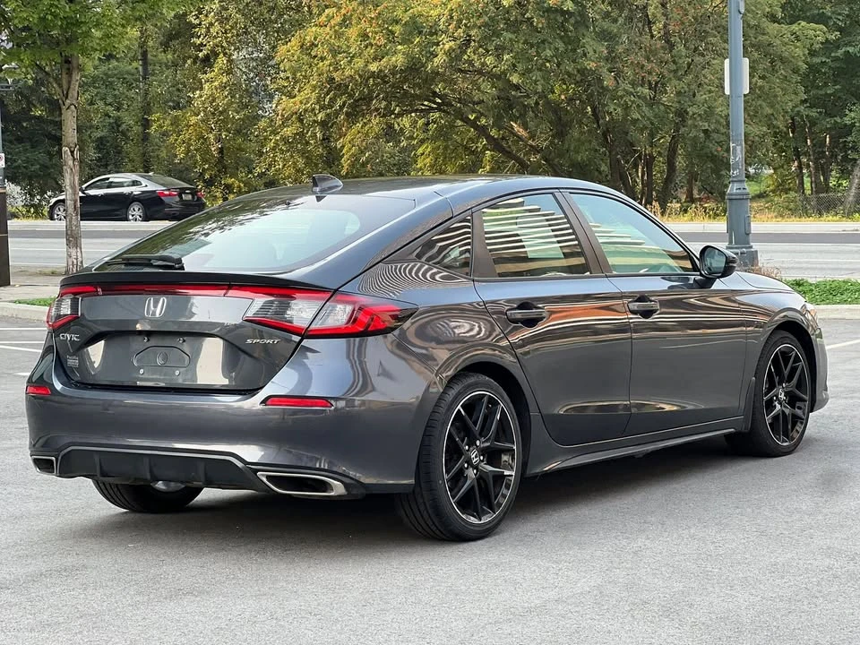 2022 Honda Civic 11th Gen - Image 8 of 10