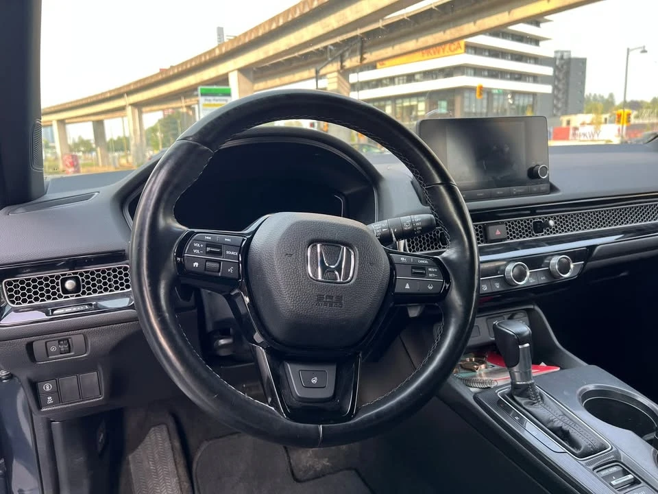 2022 Honda Civic 11th Gen - Image 9 of 10