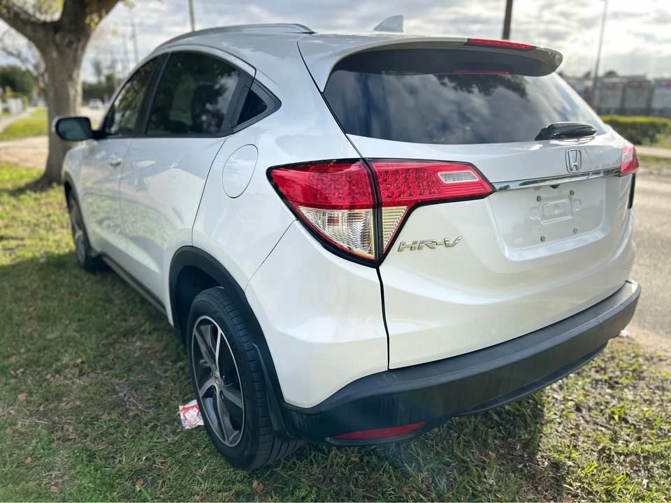 2022 Honda CR-V 5th Gen - Image 11 of 13