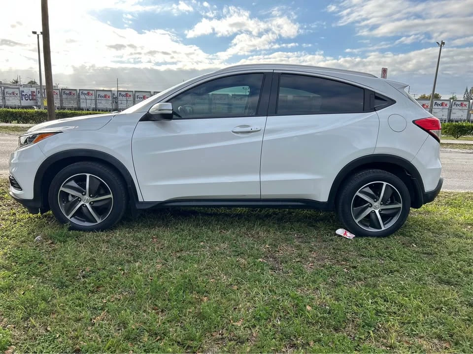 2022 Honda CR-V 5th Gen - Image 5 of 13