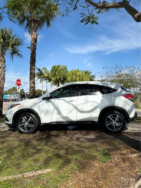 2022 Honda CR-V 5th Gen - Image 9 of 14