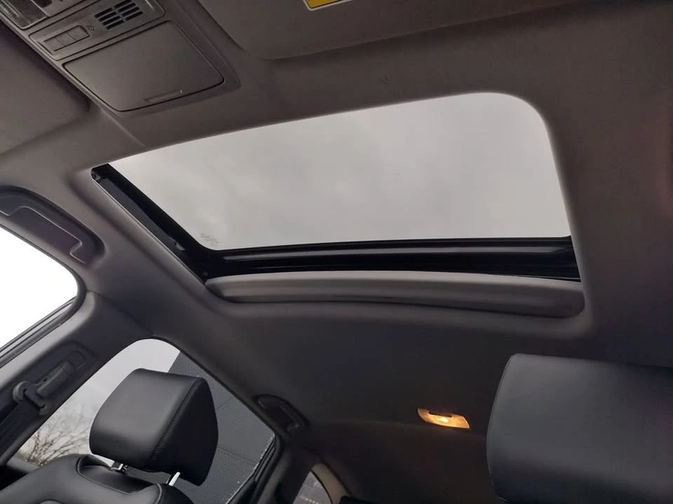 2022 Honda CR-V 5th Gen - Image 11 of 20