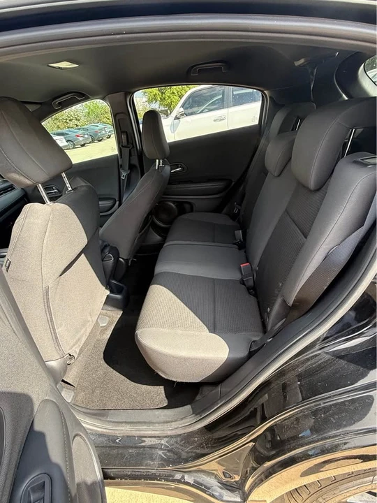 2022 Honda HR-V 3rd Gen - Image 8 of 9