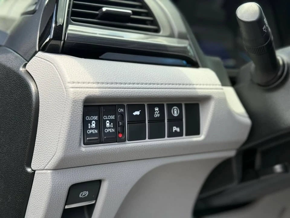 2022 Honda Odyssey - Image 14 of 16