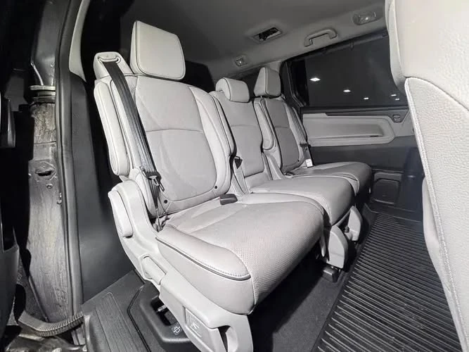 2022 Honda Odyssey - Image 13 of 15
