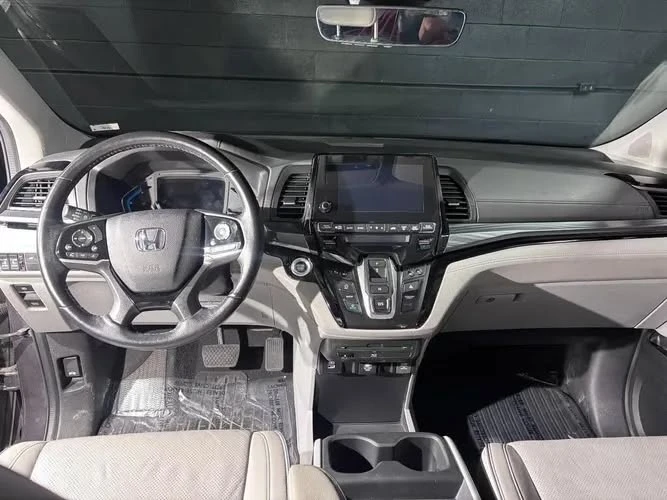 2022 Honda Odyssey - Image 9 of 15