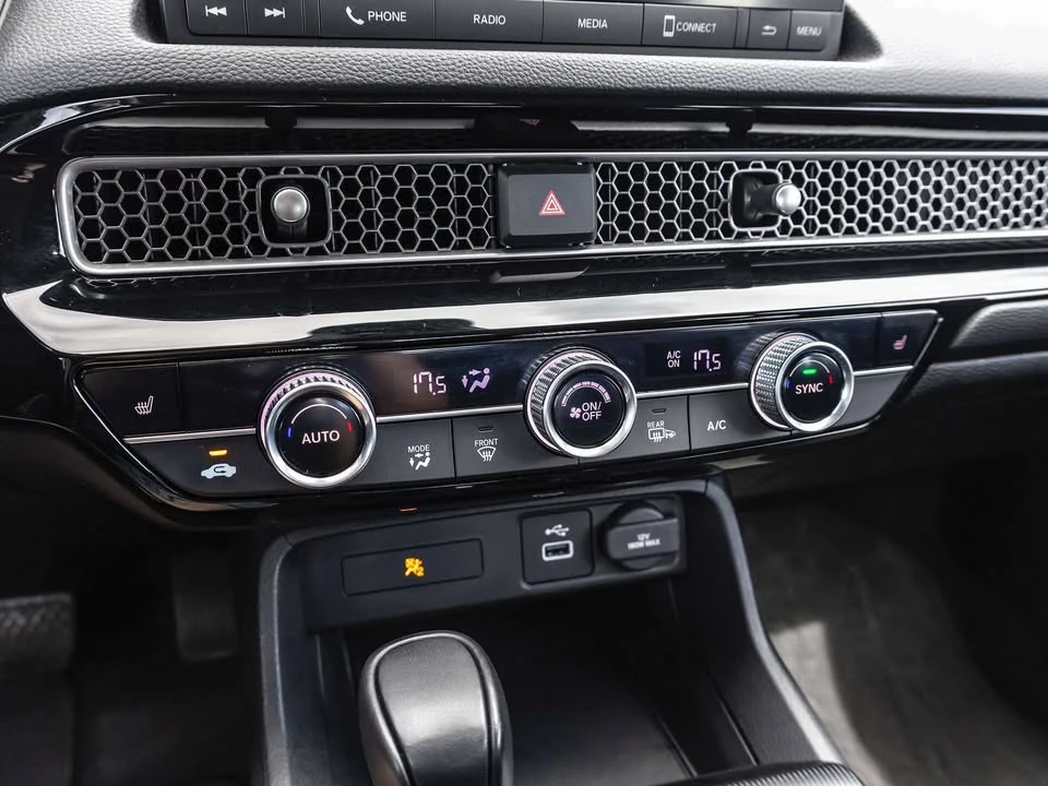 2022 Hummer - Image 13 of 19
