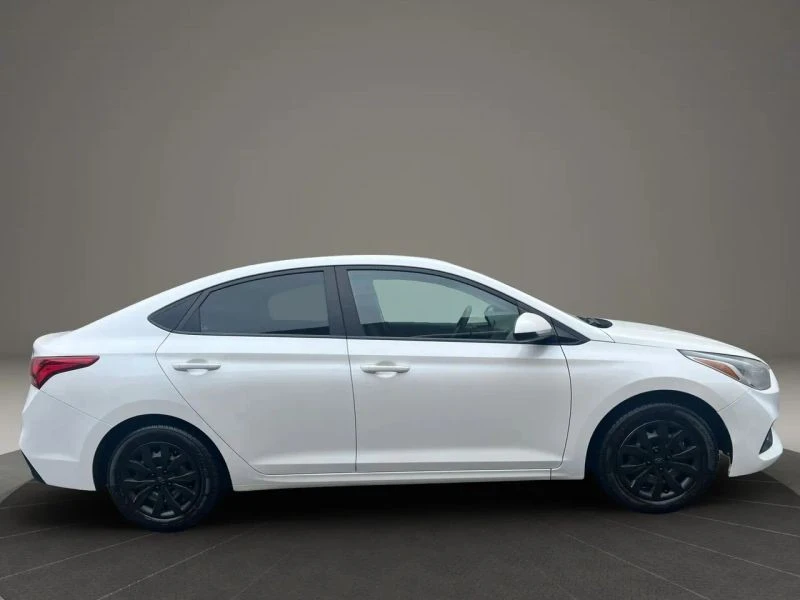 2022 Hyundai Accent - Image 4 of 12