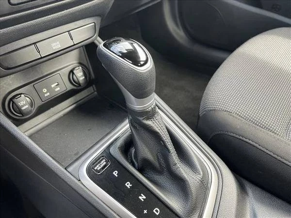 2022 Hyundai Accent - Image 15 of 21