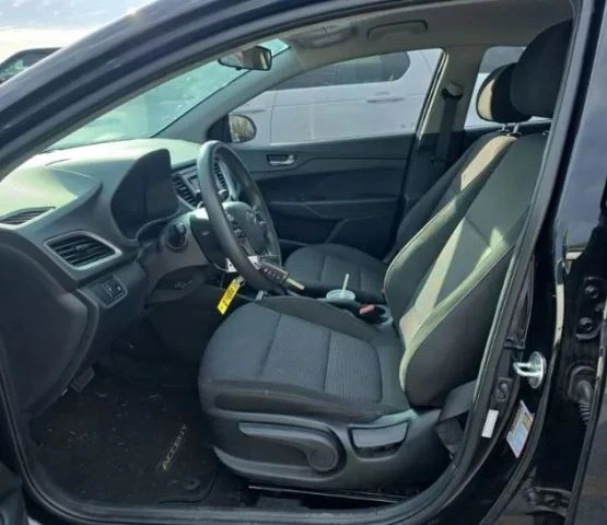 2022 Hyundai Accent - Image 4 of 5