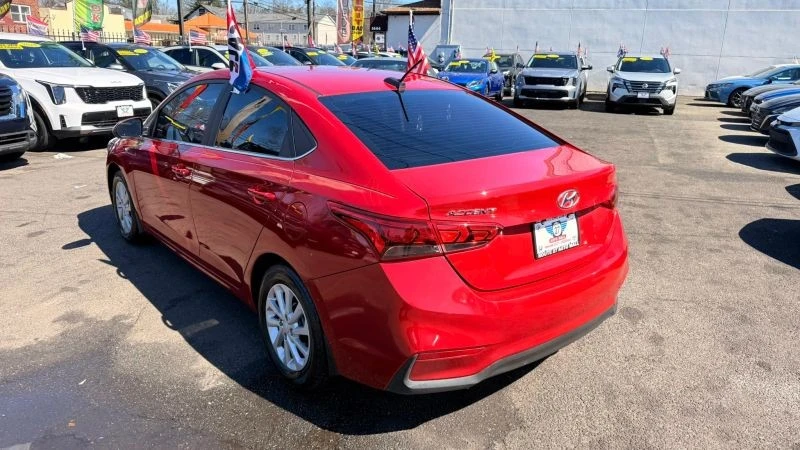2022 Hyundai Accent - Image 5 of 12