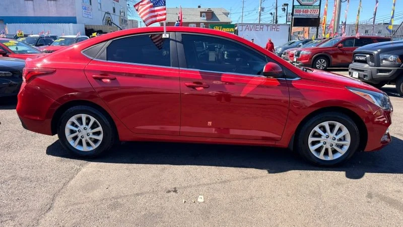 2022 Hyundai Accent - Image 11 of 12