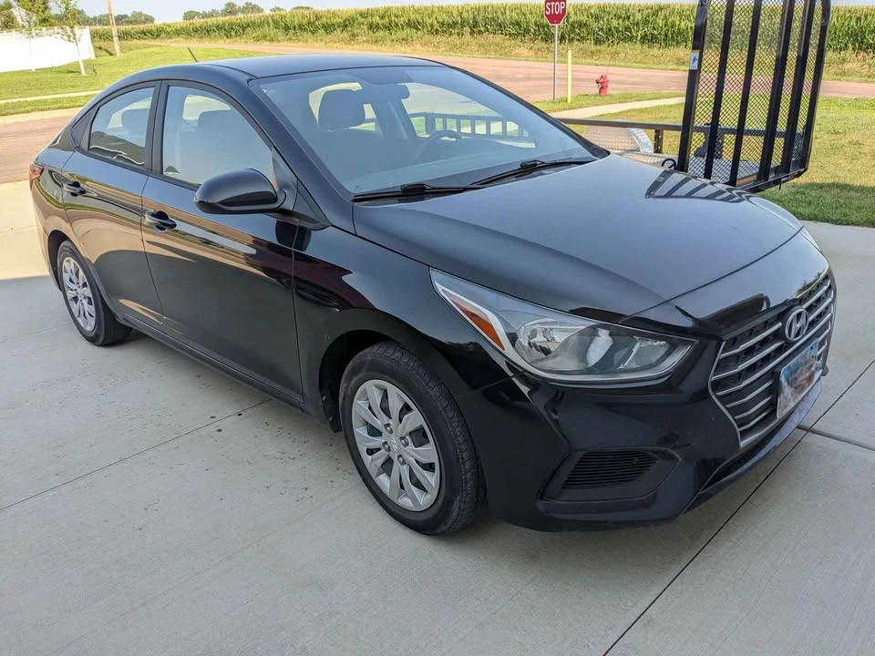 2022 Hyundai Accent - Image 2 of 8