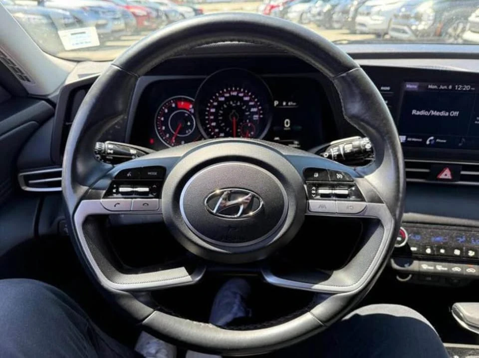 2022 Hyundai Elantra - Image 3 of 11