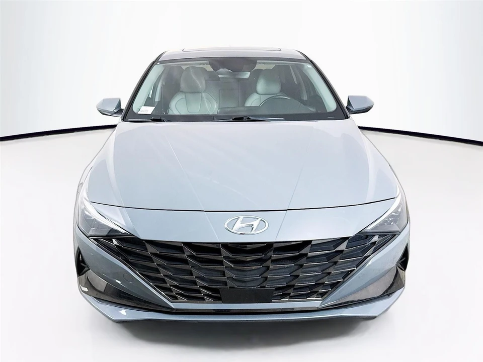 2022 Hyundai Elantra - Image 2 of 21