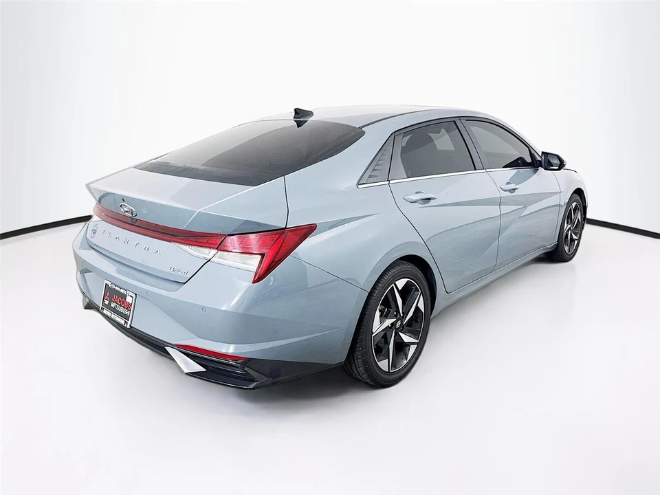 2022 Hyundai Elantra - Image 3 of 14