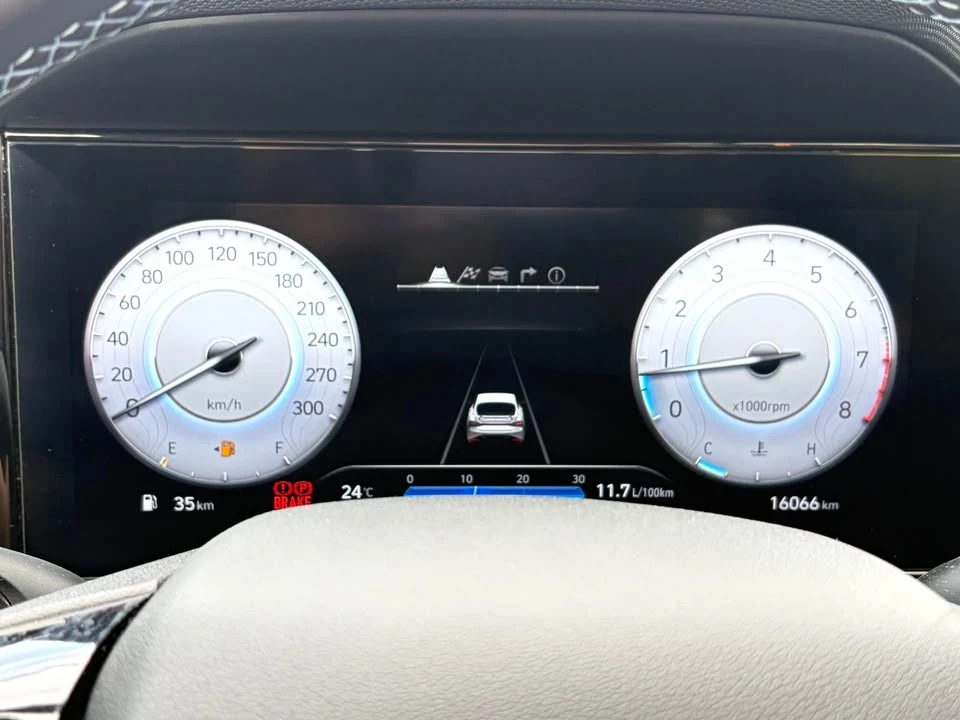 2022 Hyundai Elantra - Image 6 of 9