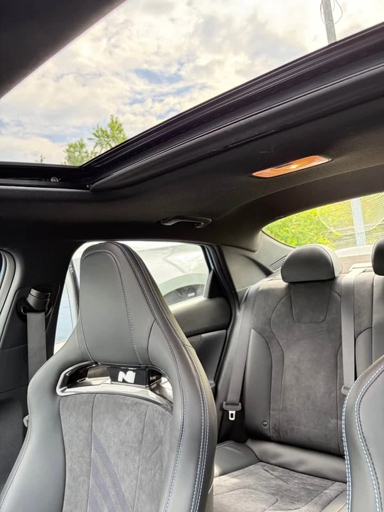 2022 Hyundai Elantra - Image 8 of 9