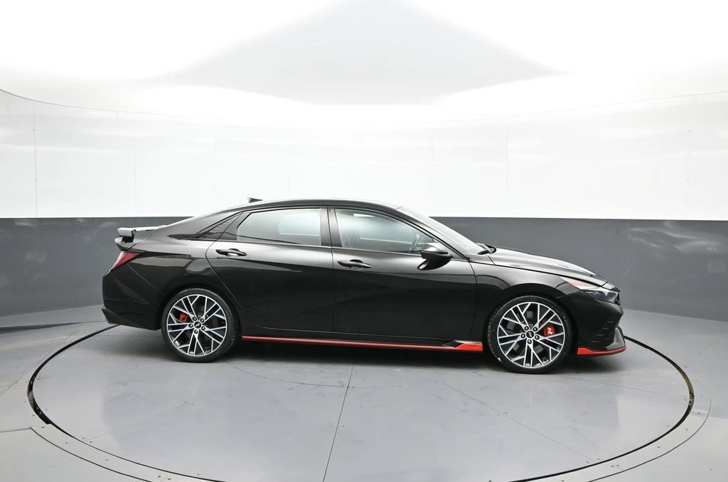 2022 Hyundai Elantra - Image 5 of 12